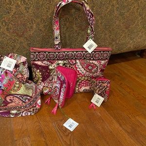 Vera Bradley- Verry Berry Paisley